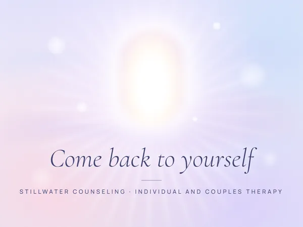 Specimen: a counseling page with a glowing opening of light, faint rays, drifting pastel veils and a thin italic headline.